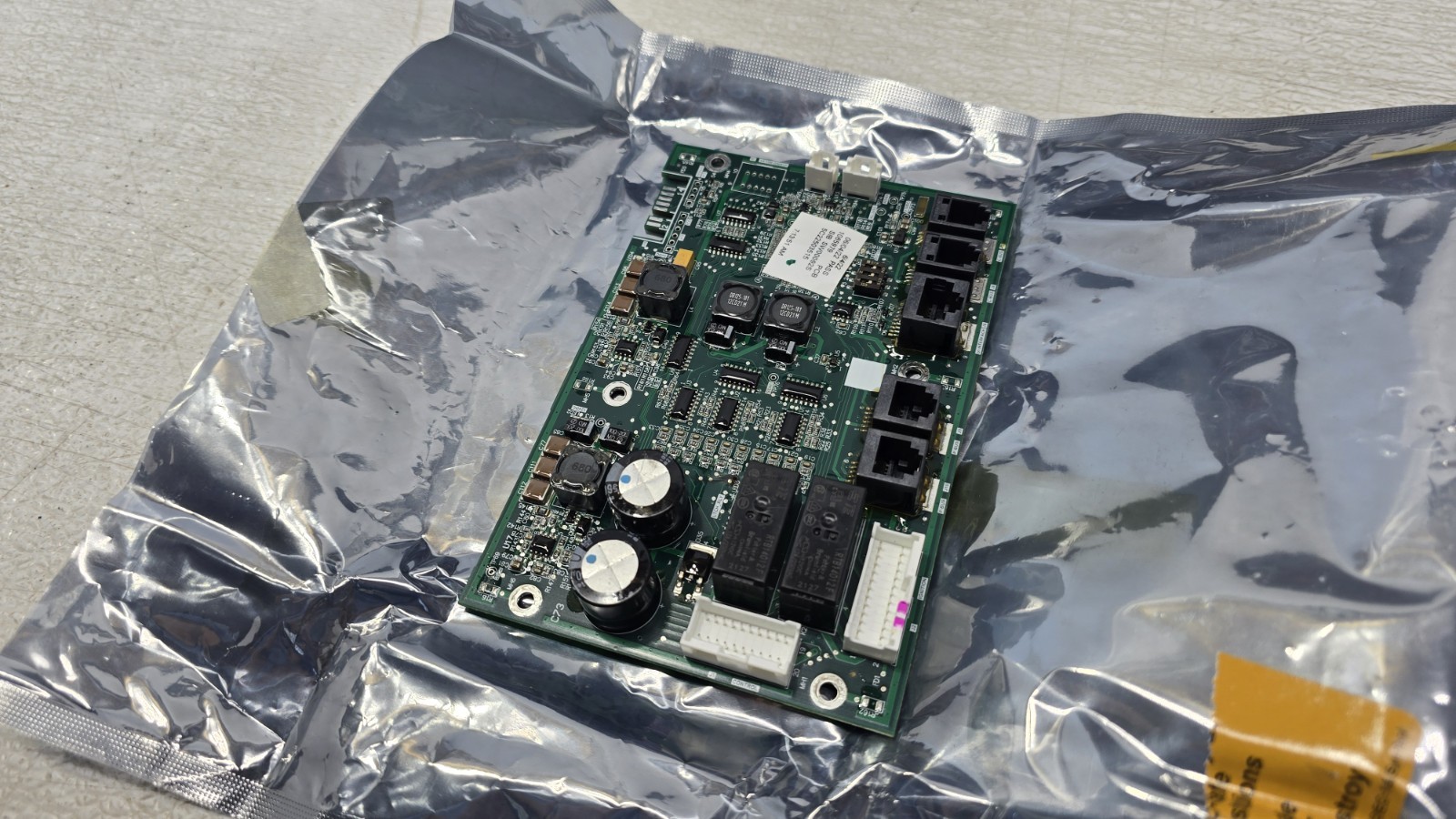 FRYMASTER Control Board Assembly, ASSY PCB – LOV-T SIB WITH SOFTWARE NEW 1085979