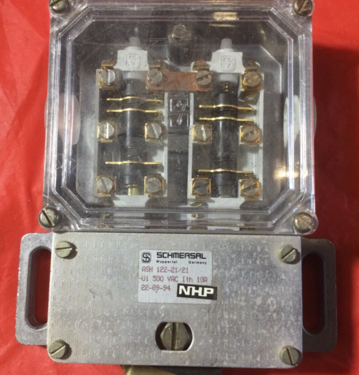 SCHMERSAL ASH122-21/21 Lift Floor Switch 500VAC/10A