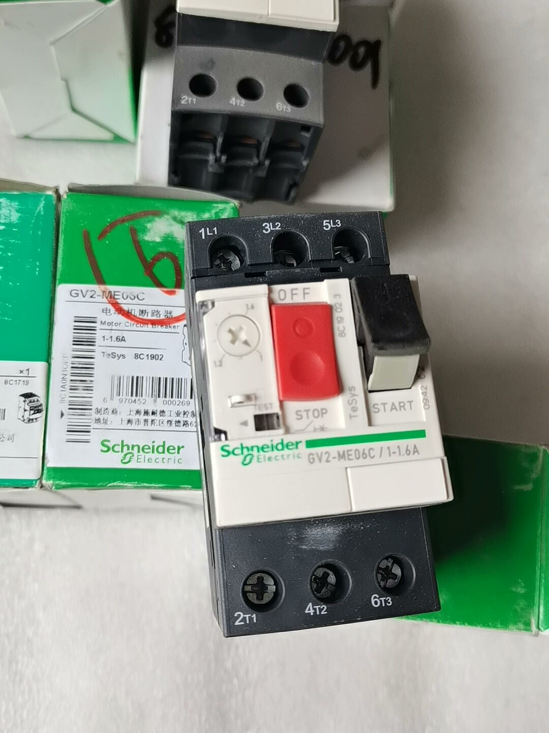 1PS Schneider GV2-ME14C GV2-ME06C Circuit Breaker