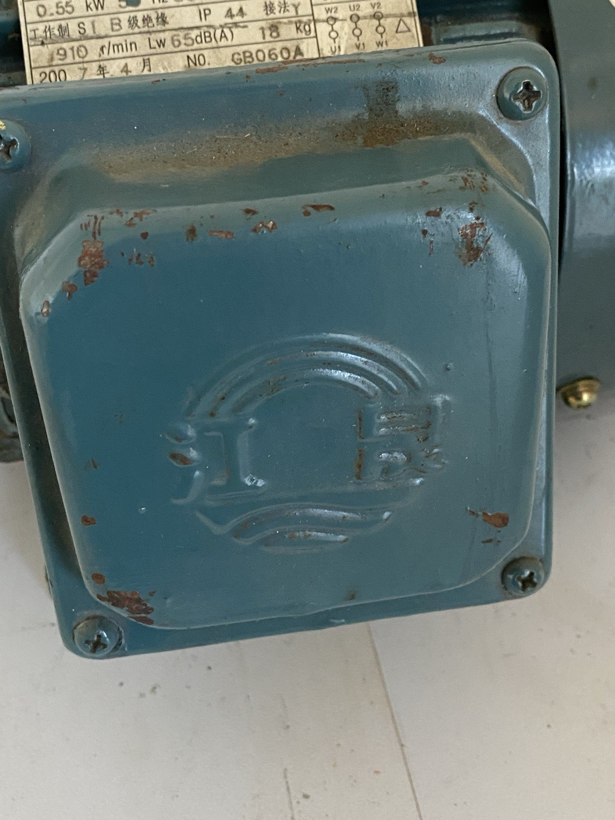 Electric Motor Y802-6 .55kw 380v 1.8 A 910 Rpm 3 Phase