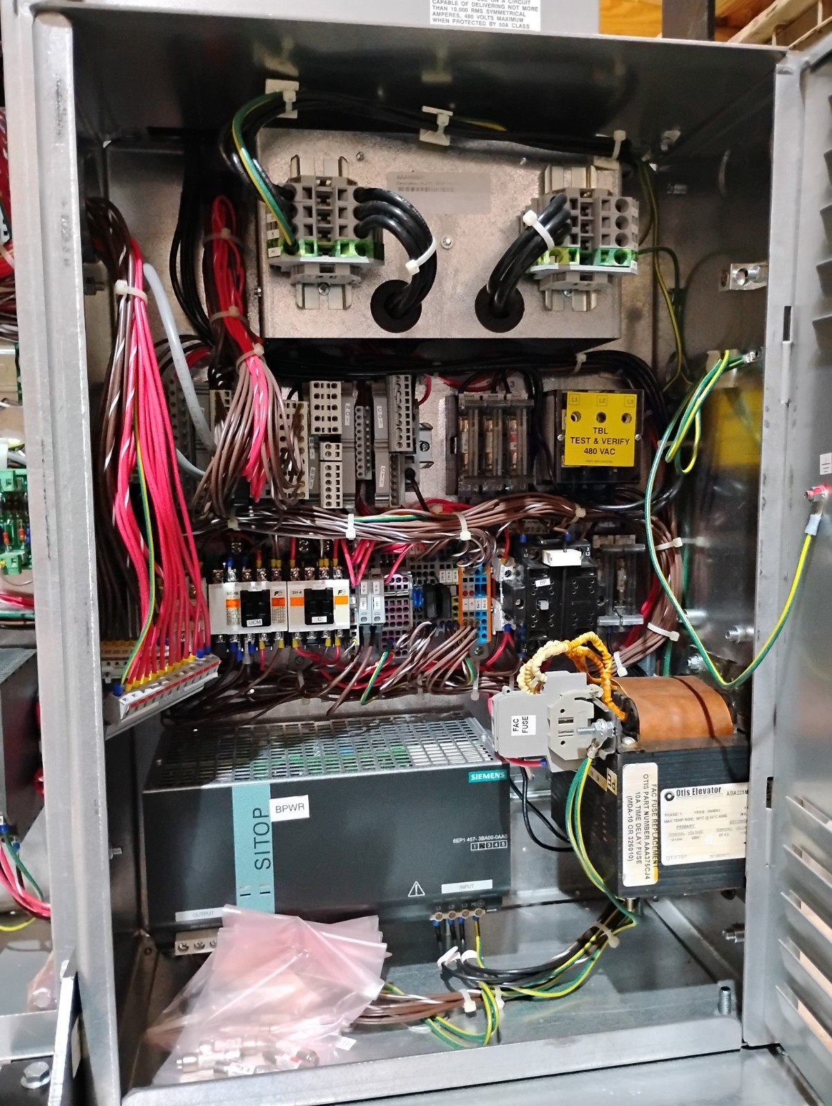 Otis Gen 2 Elevator GCS Controller 17HP – AAA21310AD