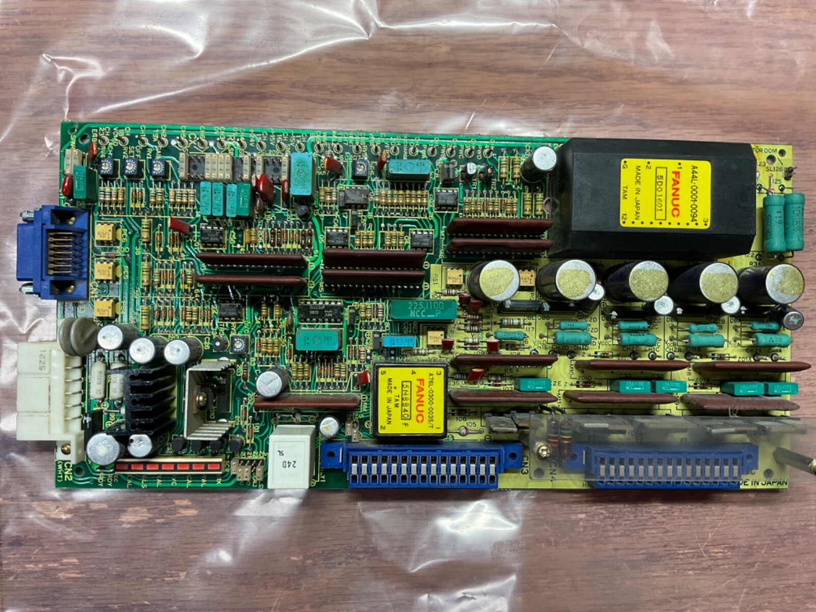 FANUC CIRCUIT BOARD A20B-0009-0320/14E