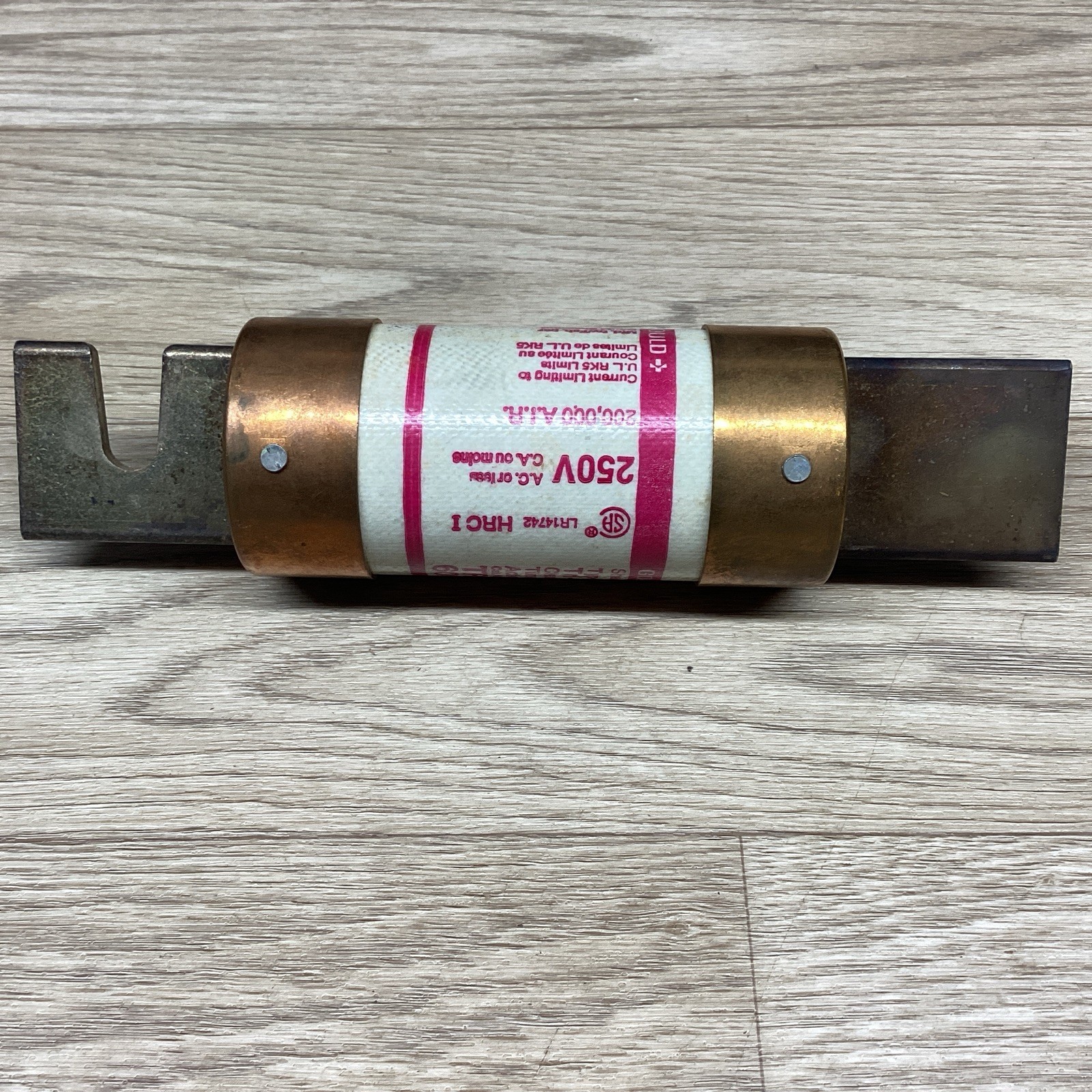 GOULD SHAWMUT TYPE D TRI-ONIC CLASS R TRNR 600 600AMP FUSE #816PR150*CO