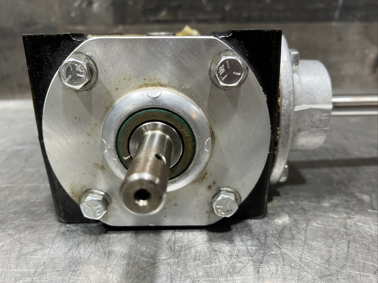 VON RUDEN Model 90002 GEAR REDUCER Used Surplus