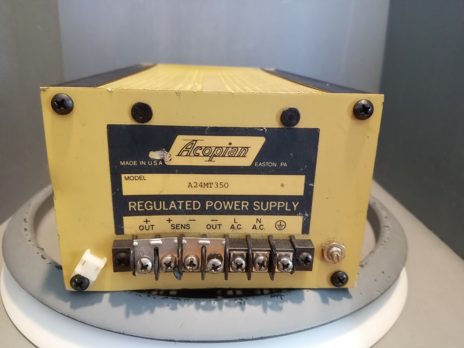 Acopian Regulated Power Supply, A24MT350