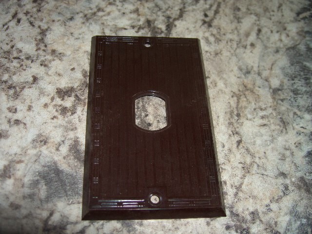 Vintage p&s despard art deco cover plate vertical switch cover ribbed NO SCREWS