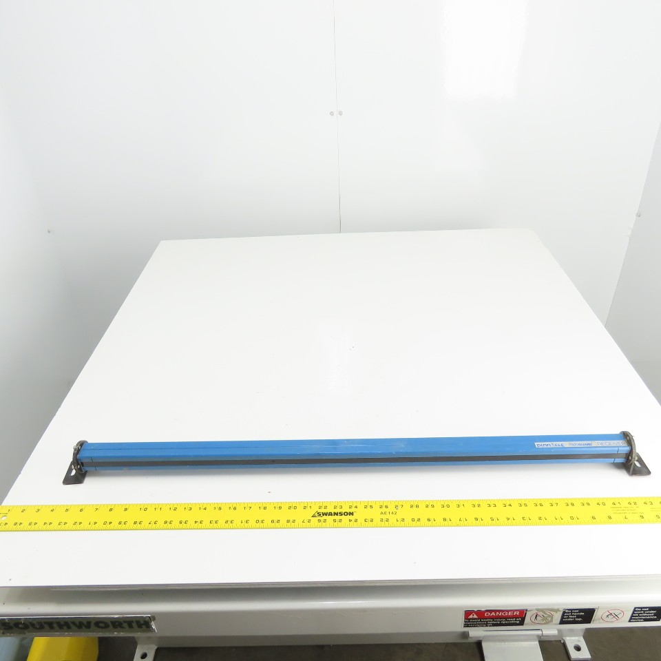Pinnacle MC-36 MicroGuard Light Curtain Receiver 41-3/4″ OAL