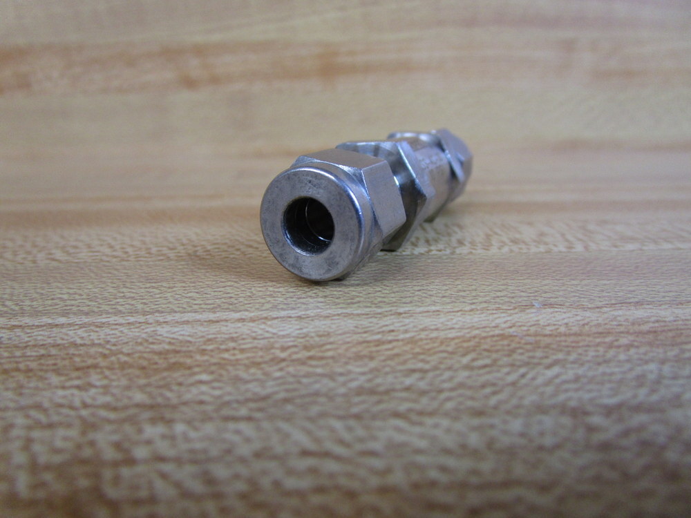 Swagelok SS-4C-10 Nupro Poppet Check Valve SS4C10