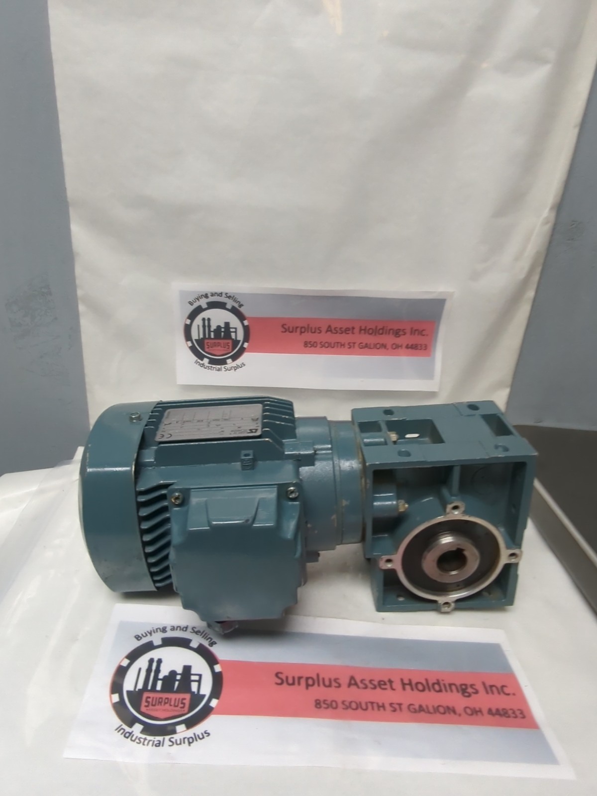 LEROY SOMER,3LS63-3R9153,MOTOR & GEAR REDUCER PRE-OWNED