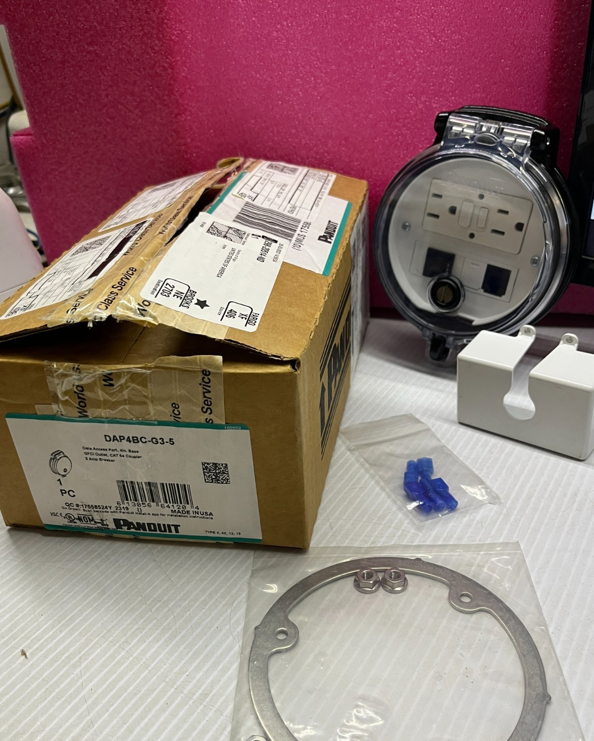 New Panduit DAP4BC-G3-5 Data Access Port 4″ Base 298-20514-ND