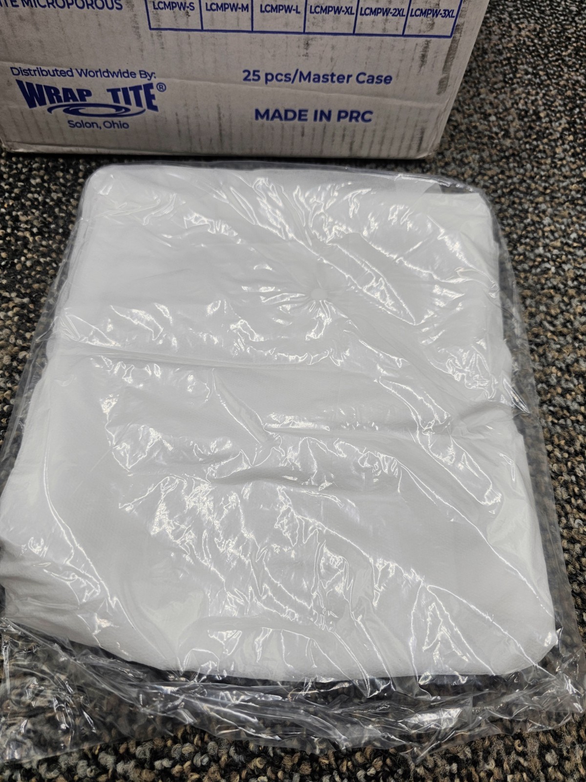 (QTY 25) Wrap Tite LCPPW-M: White 25G PP Lab Coat, Disposable Medium Lab Coat