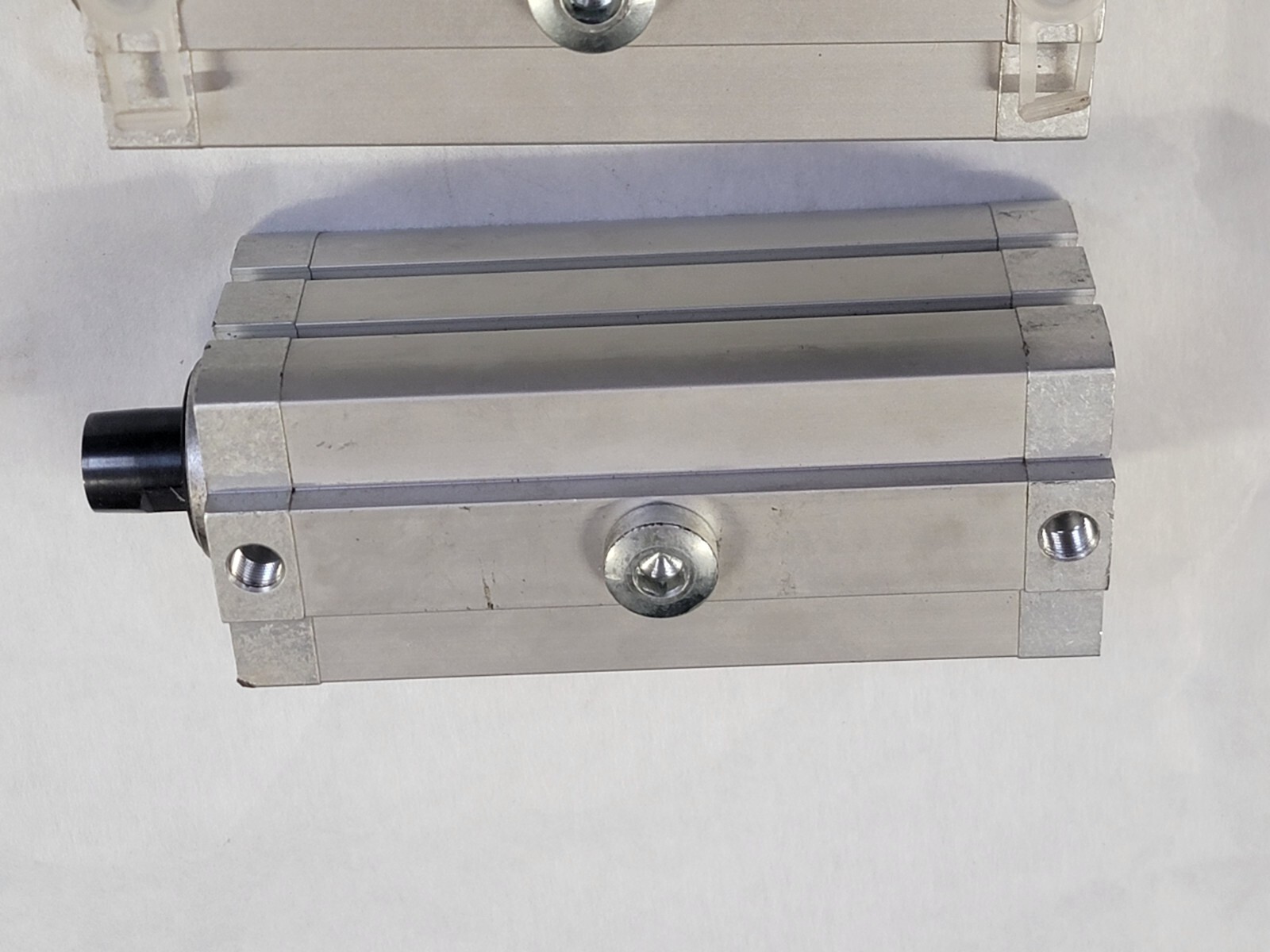 Festo CLR-50-20-L-P-A-K11-R8 90 deg Linear/Swivel Clamp 535500 NOS NO BOX QTY 1