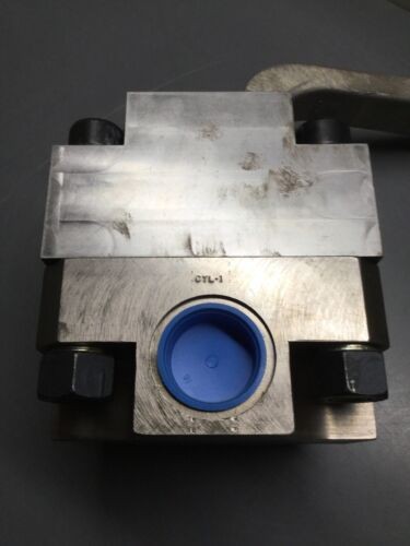 Parker 8051C-1 1/2HS52, Hydraulic Manual Directional Control Valvle (12L-3)