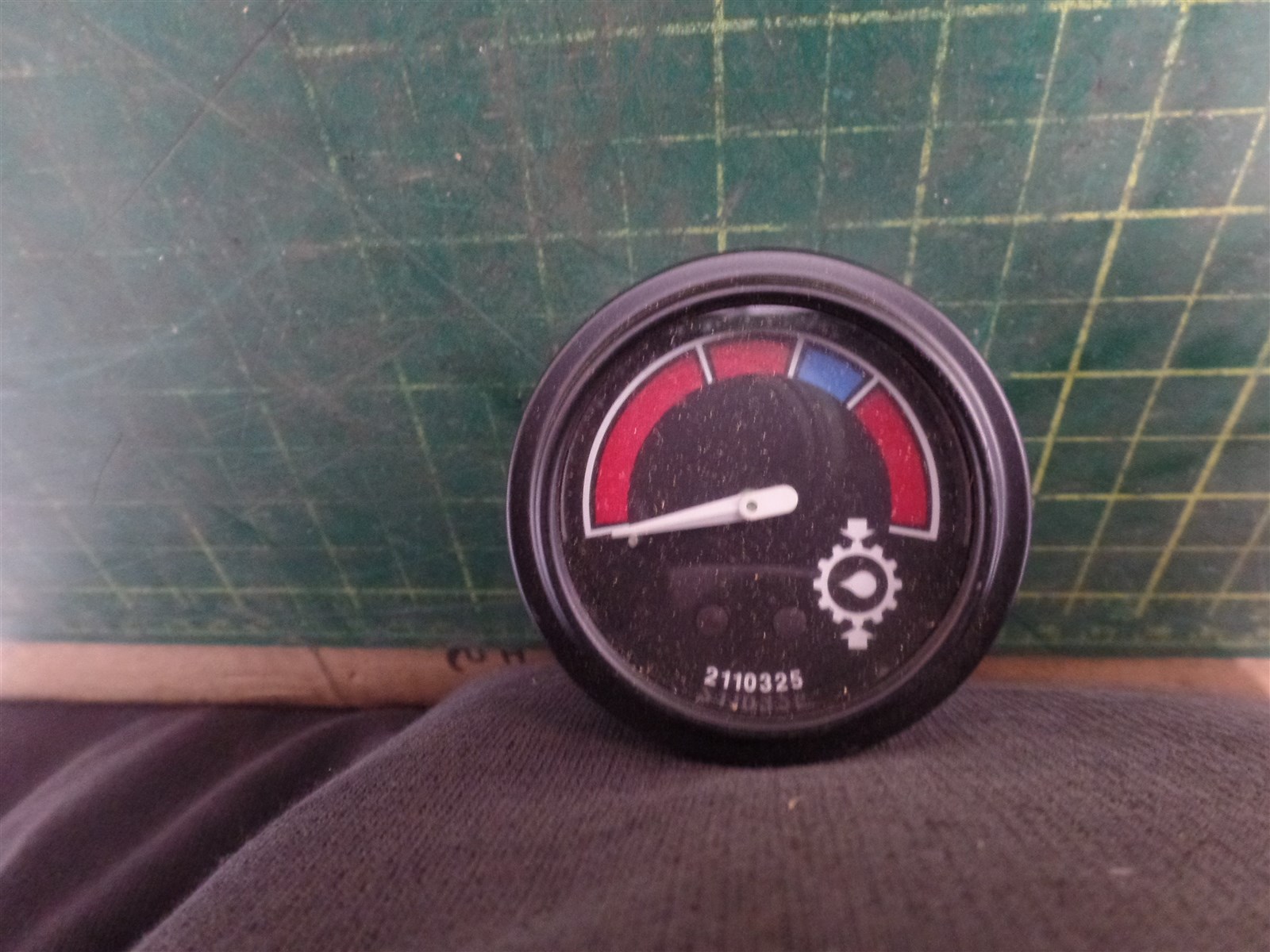 GENUINE TROJAN O&K 10211032500 TRANSMISSION PRESSURE GAUGE ASSEMBLY 10-211032500