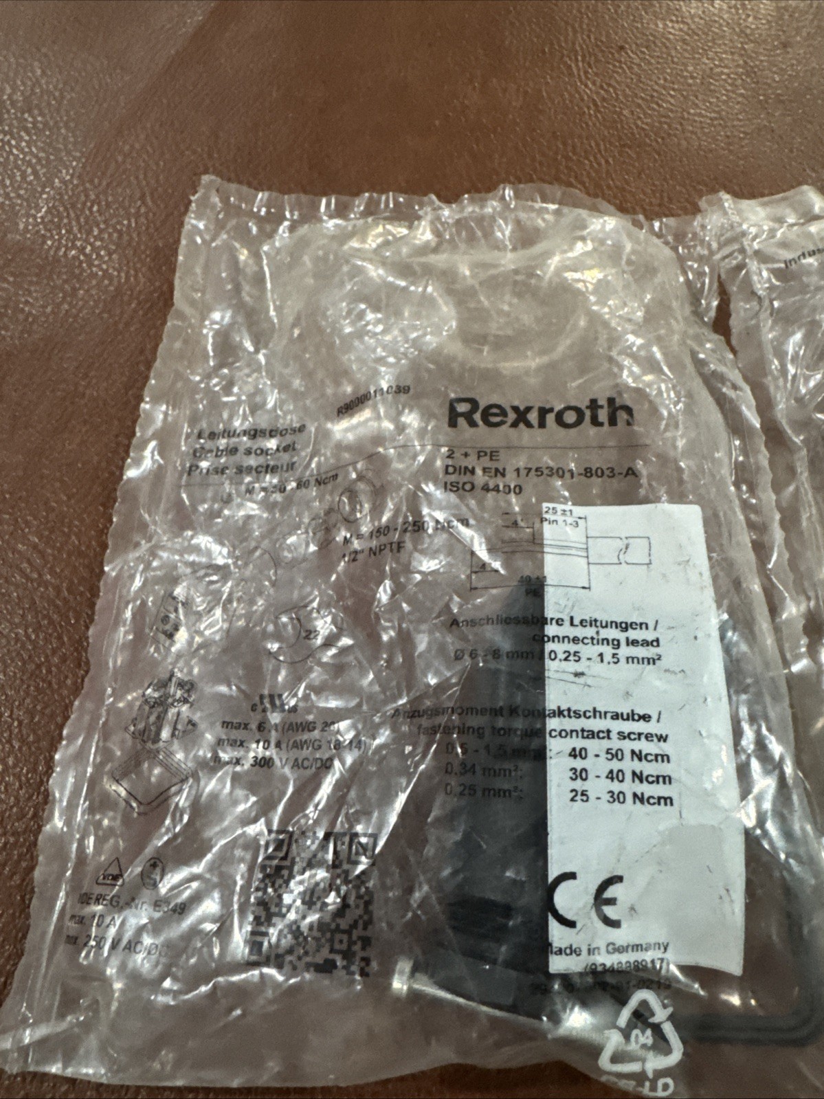 Lot of 2 Rexroth Bosch R900011039 Plug-In Connector Cable Socket ISO 4400