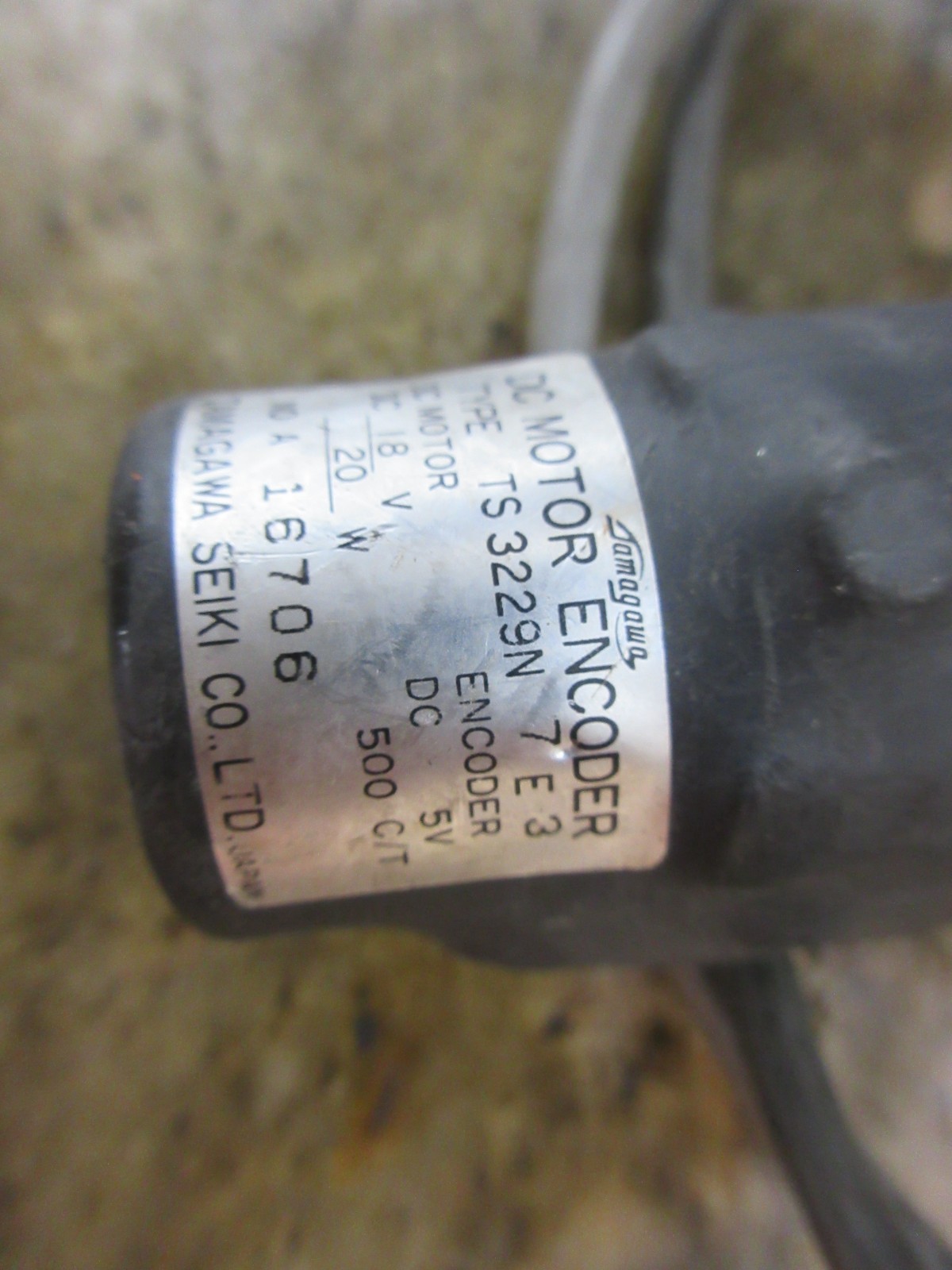 TAMAGAWA DC MOTOR ENCODER TYPE TS3229N 7E3 A16706 TS3229N7E3 CX 20