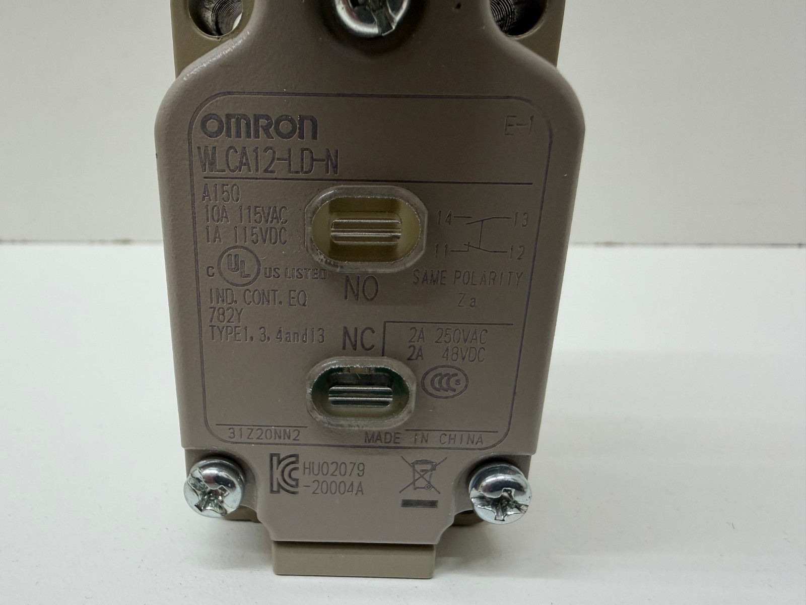 NEW IN BOX! OMRON 10A 115VAC LIMIT SWITCH WLCA12-LD-N