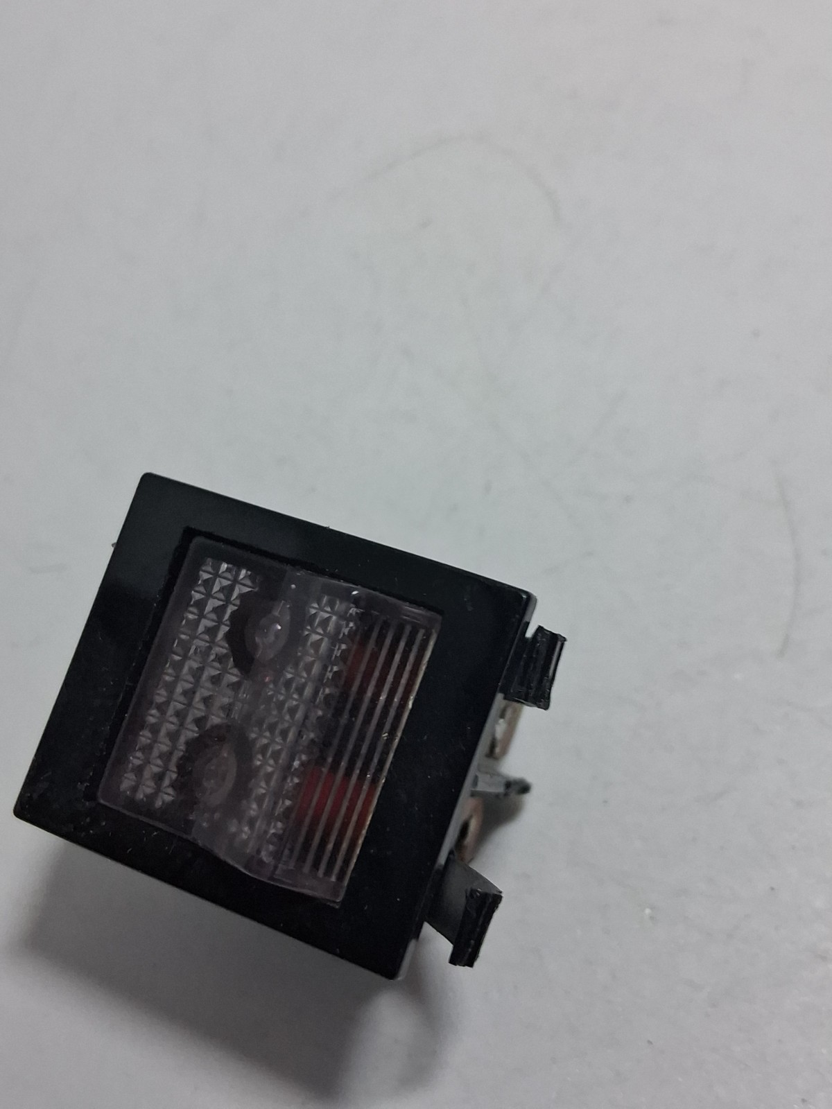 ARROW HART 2600W11E ROCKER SWITCH ILLUMINATED 16A 125VAC