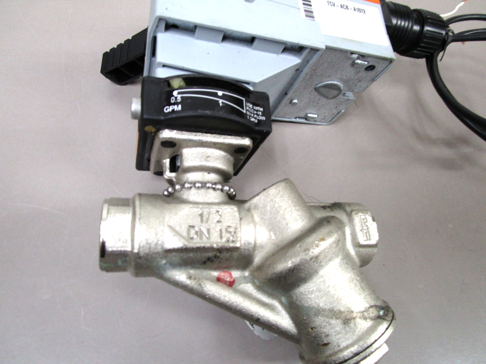 Belimo P2050B005+LRB24-3 Characterized Control Valve Assembly 1/2″