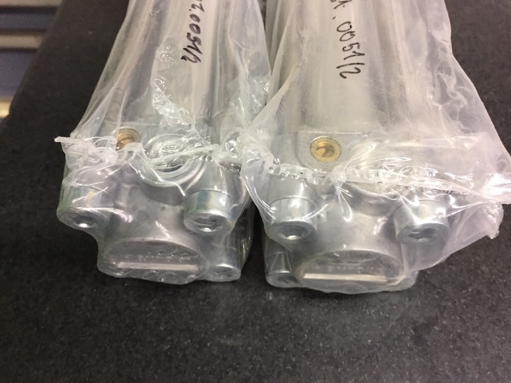 2 New REXROTH 0 822 340 058 Double Acting Air Pneumatic Cylinders