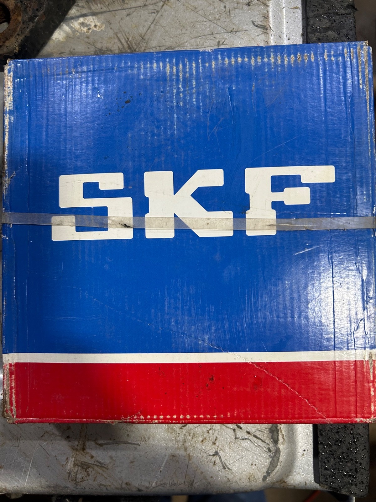 SKF 7220 BECBY Bearing