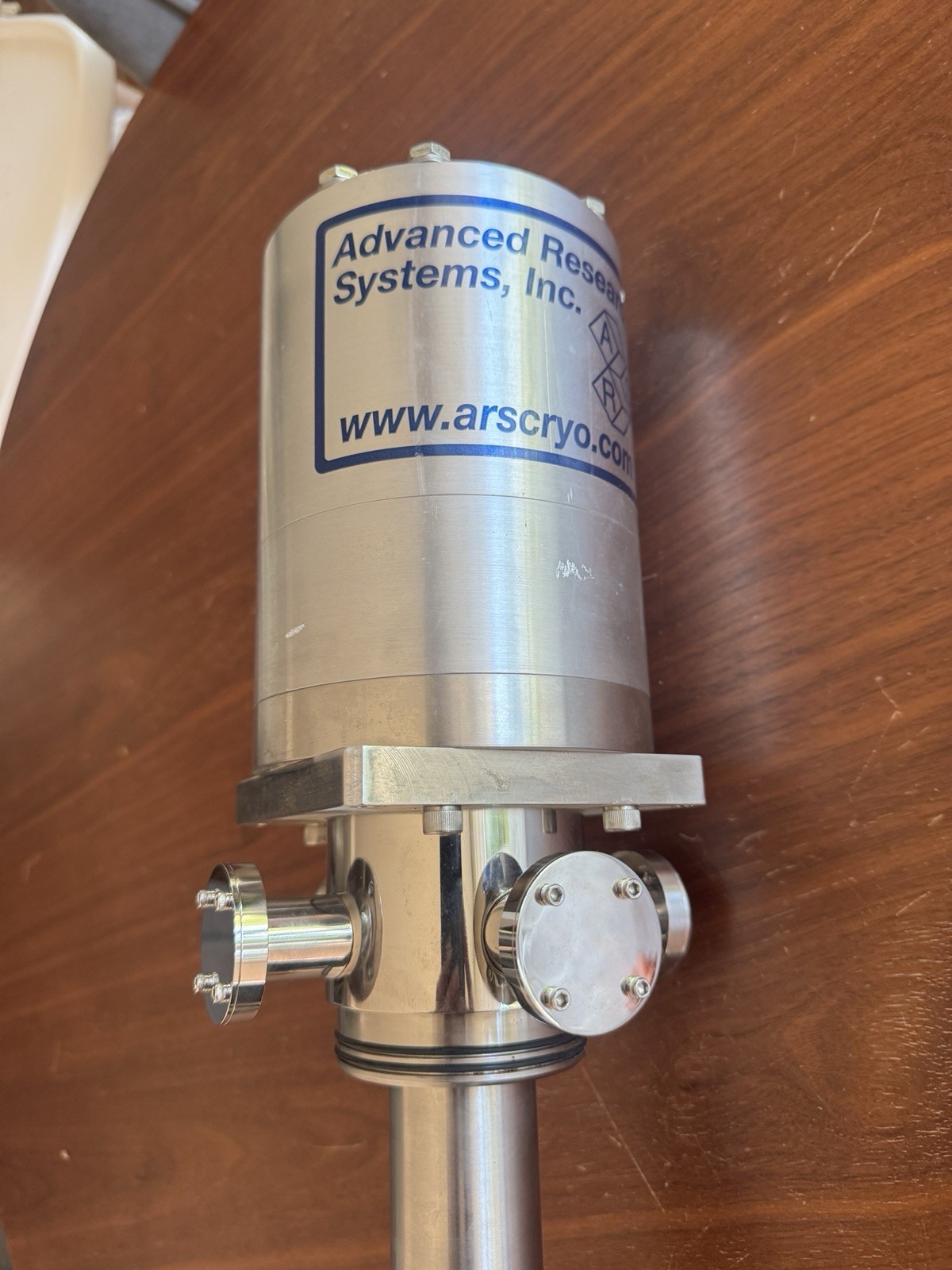 Advanced Research Systems DE-202NF Flat Flange Cold Head Cryocooler
