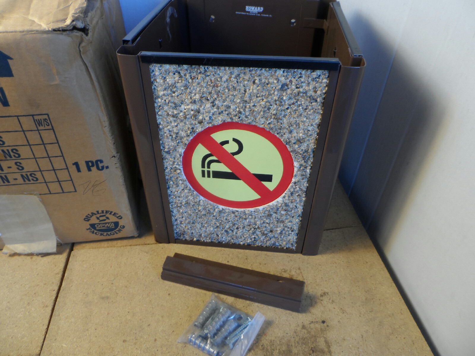 Howard R10-201-NS Wall Urn Brown 13″ High X 10″ Square Smokers Station