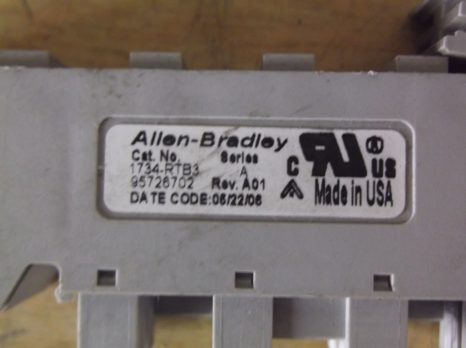 Allen Bradly 1734-TRB3. Series A I/O Module Base *FREE SHIPPING*