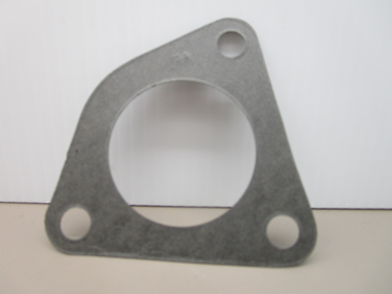 Detroit Diesel 5117476 Gasket Oil Cooler Water Inlet