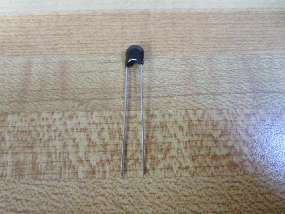 Matsushita V201U Capacitor V20IU (Pack of 25)