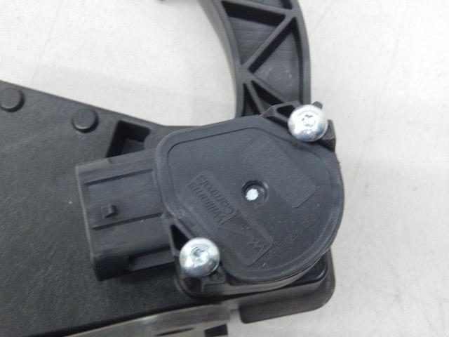 Bendix 2596214C91, 5020584, Accelerator Foot Pedal Parts Kit MRAP, FMTV