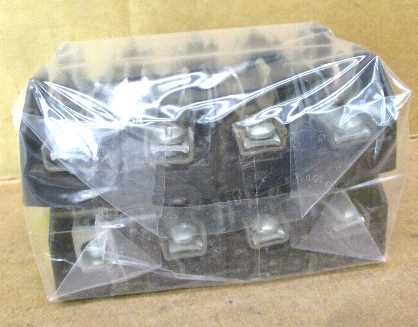 Buss R25030-1PR Edison HRCI-R Fuse Holders Lot of 8 Pieces 49992HM