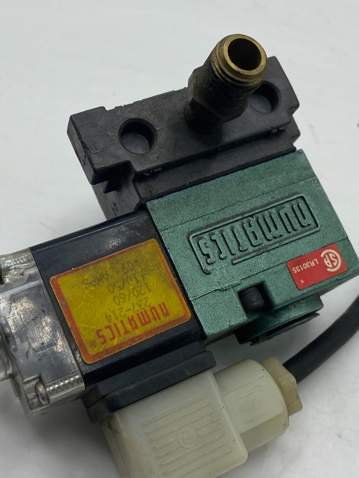 Numatics 237-214 Solenoid Coil LR30135 120V/60Hz 110V/50Hz 0.09Amps