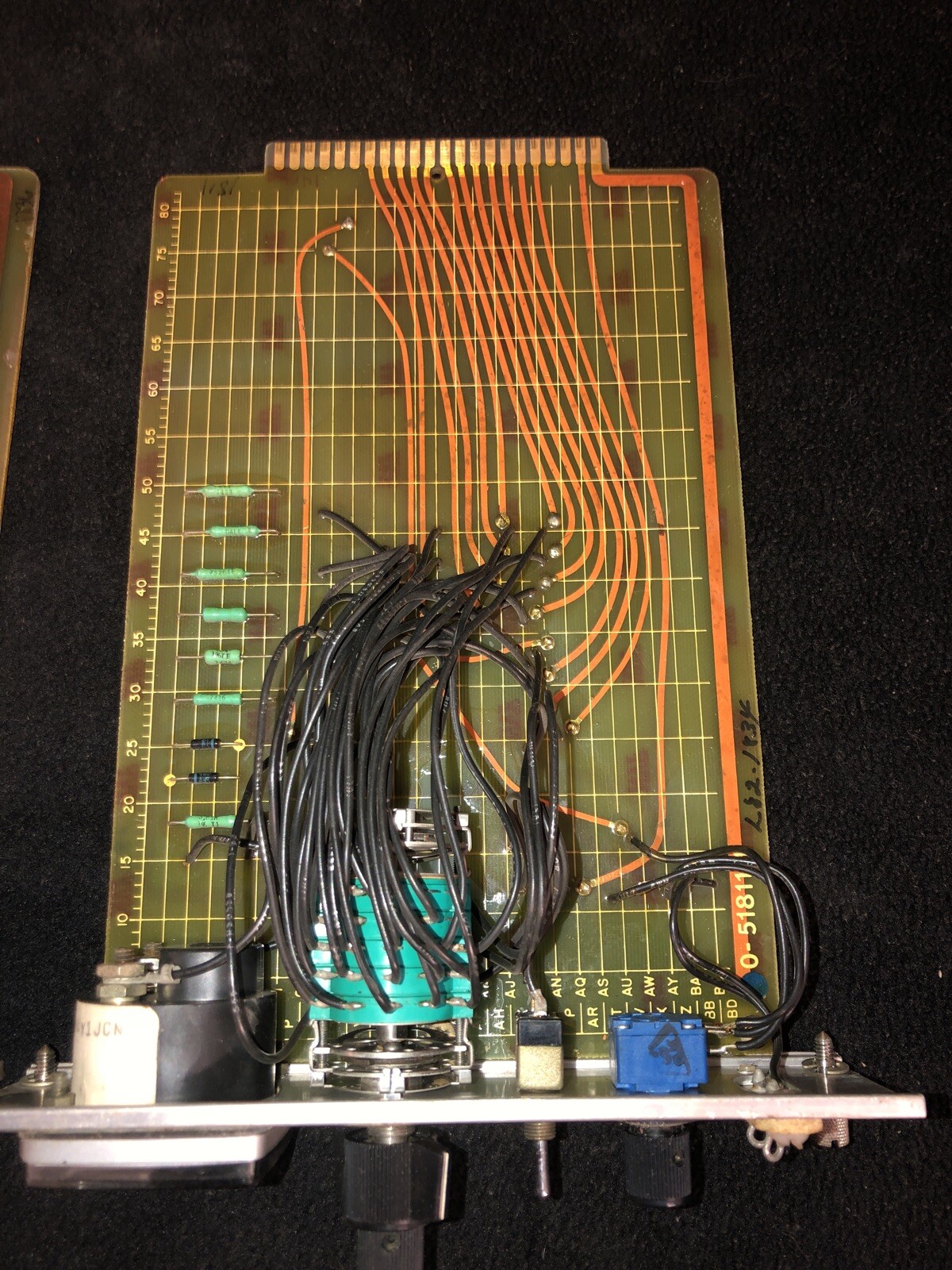 Pair Of 2 RELIANCE TSTB OUTPUT MODULES 0-51811-1 0-51811-1