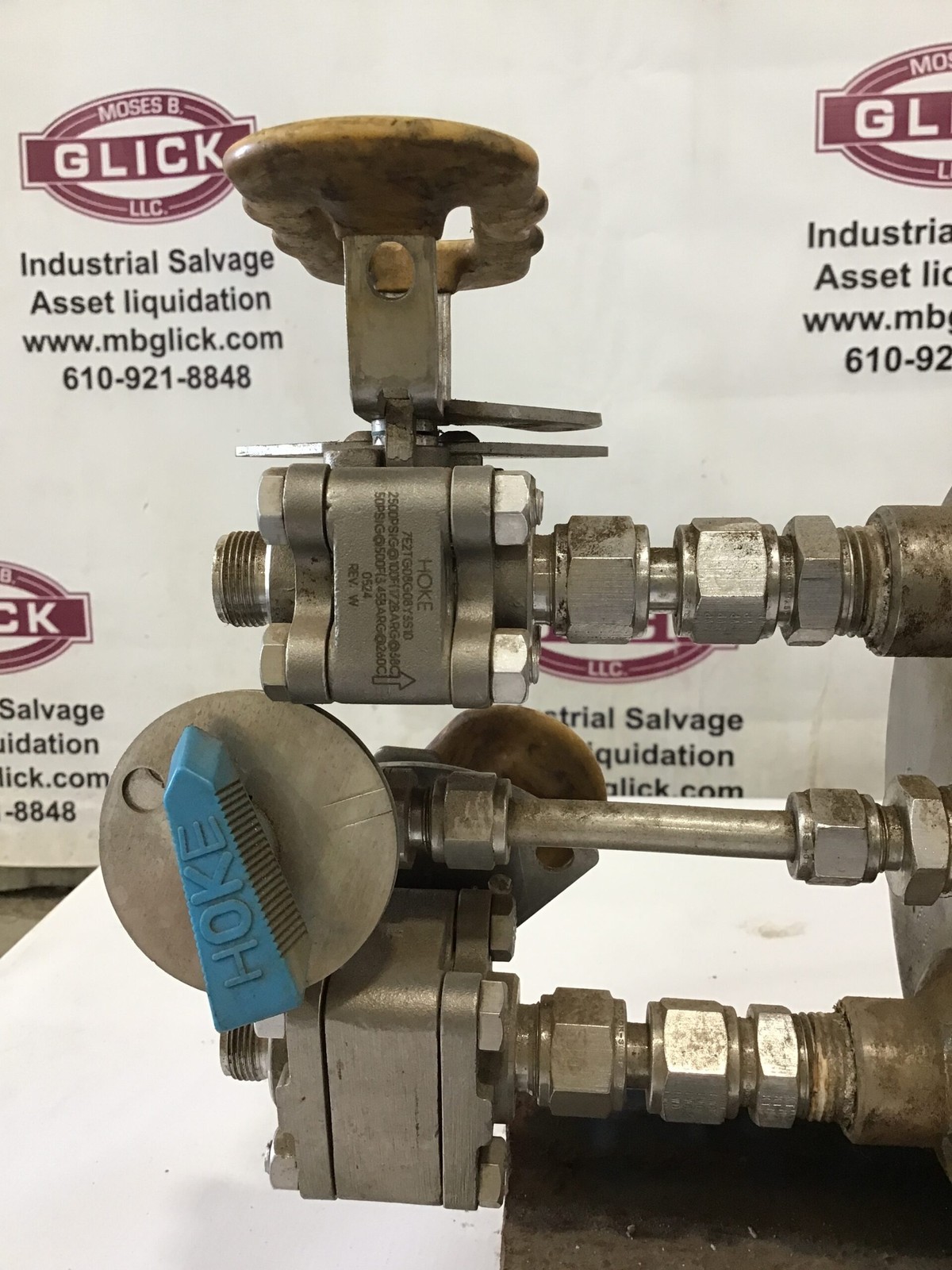 John Crane 92250 Seal Support System Reservoir Tank w/ Valves & Regulator