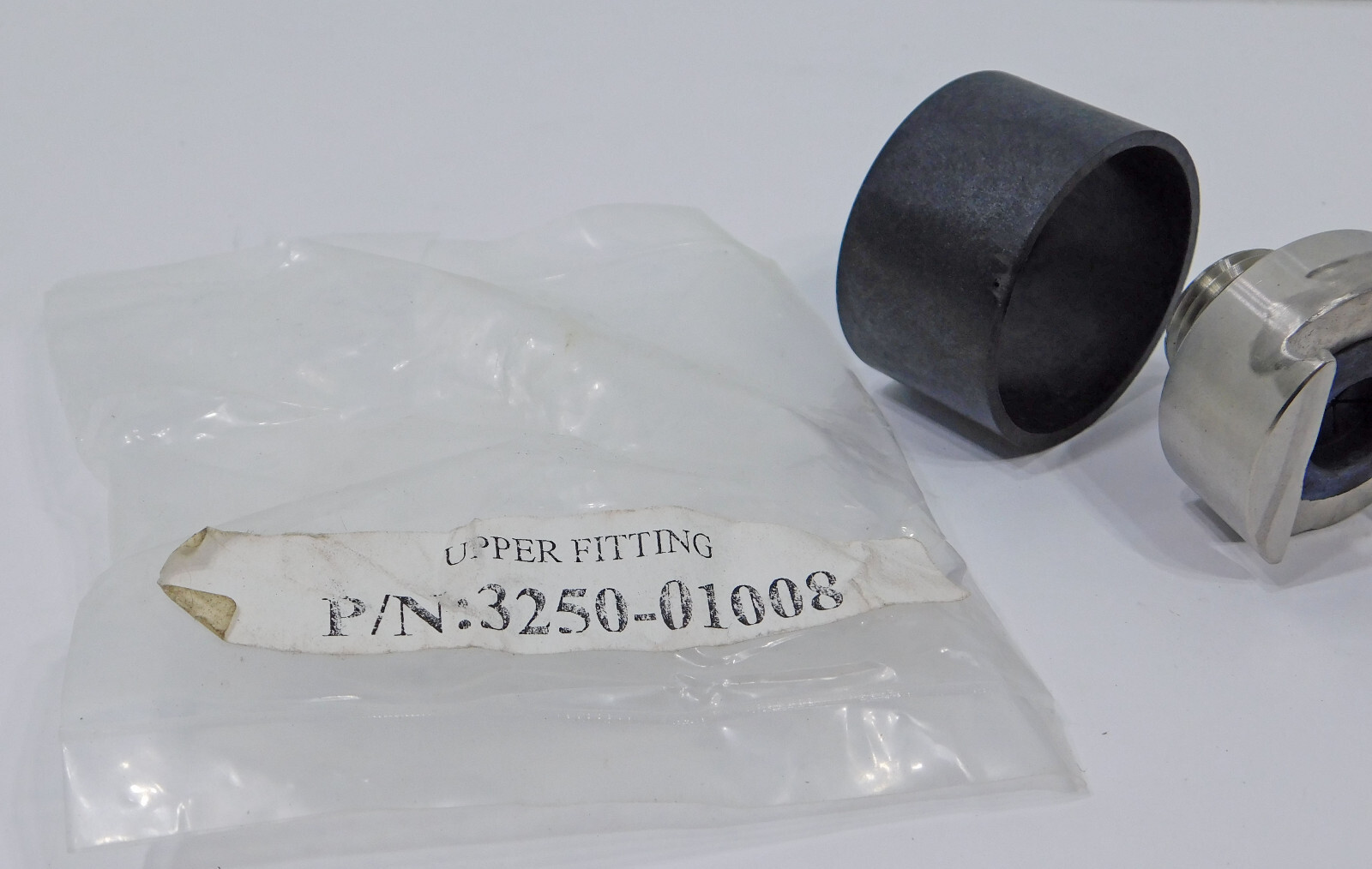 AMAT 3250-01008 CNTRDI-TANK 1/2MPT ADPTER W/TANK AD