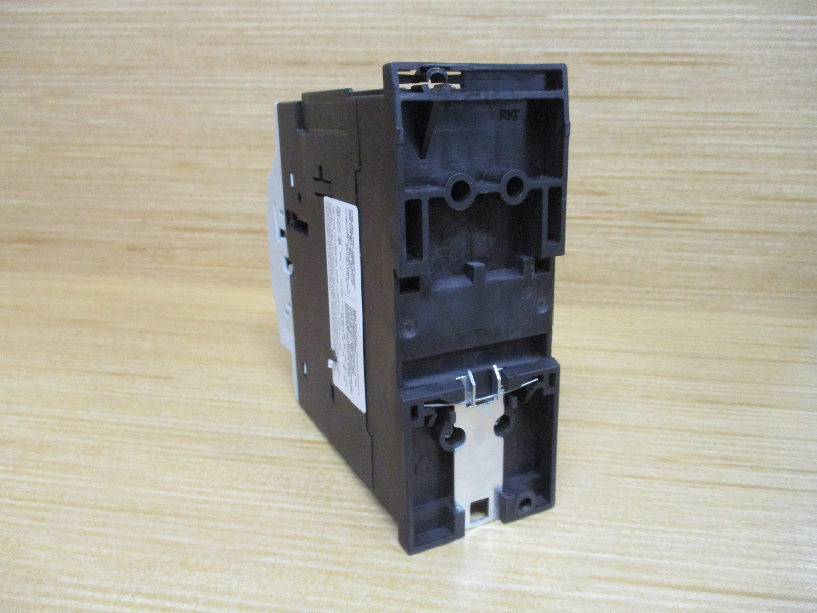 Siemens 3RV1031-4GA10 Sirius Motor Starter 3RV10314GA10 Chipped Corner