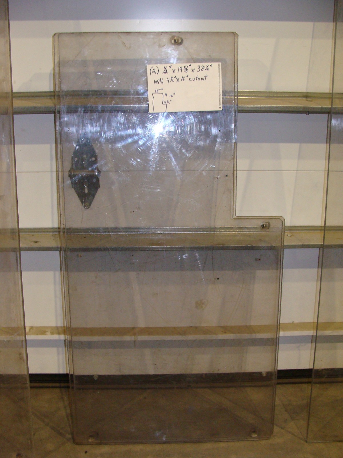 (6) 1/2″ & (1) 3/8″ PIECES OF PLEXIGLASS ASSORTED SIZES SEE PICS & FULL DESCR.