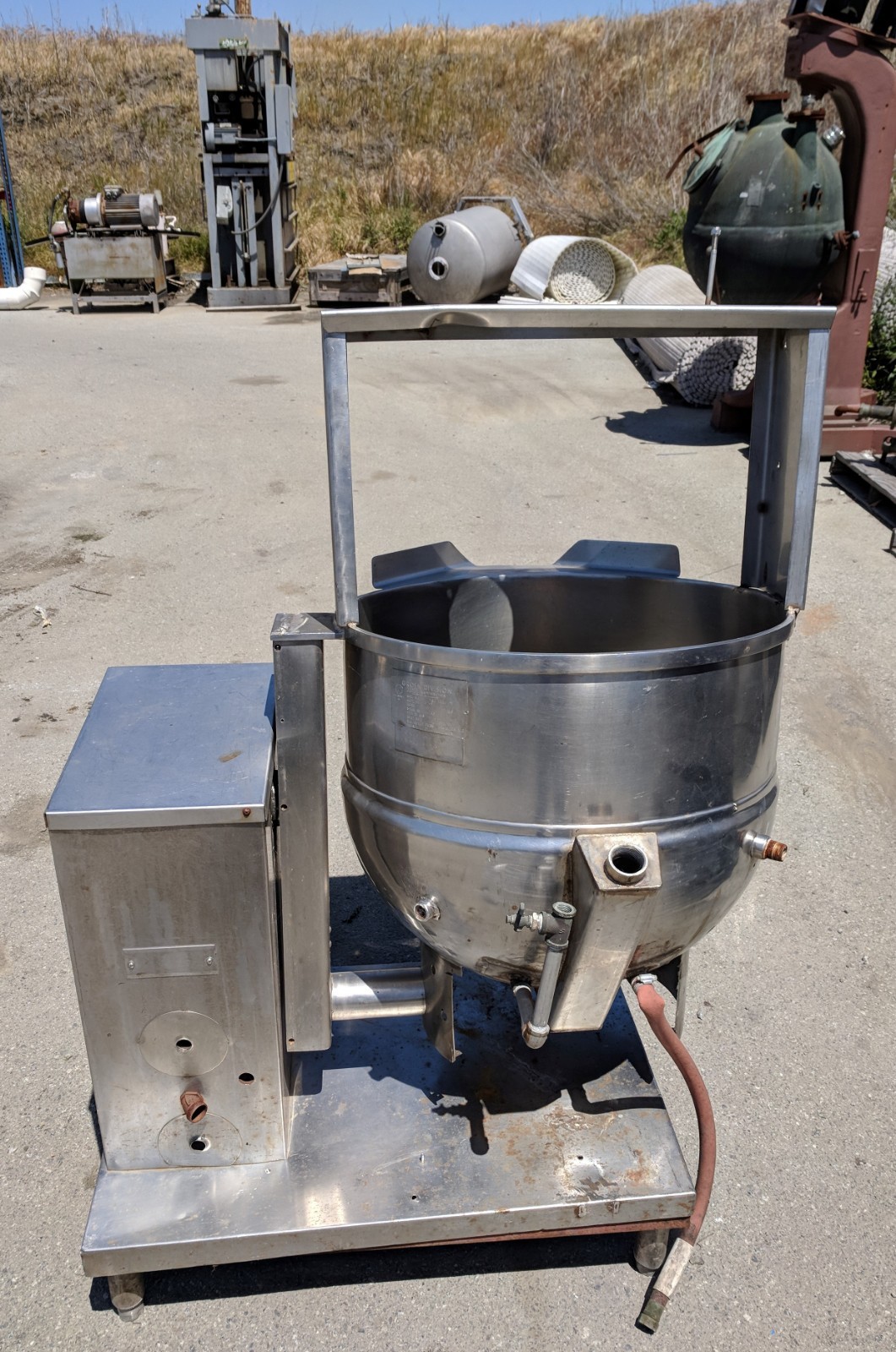 Groen DH-40 Tilting NATURAL GAS Steam Kettle, 100,000 BTU. No Agitator