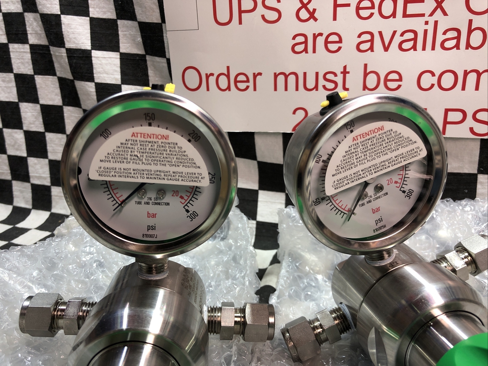 SWAGELOK Regulator With Gauge 300 PSI, KPR1GRB412A20000 & SS-600-1-4, LOT OF 2