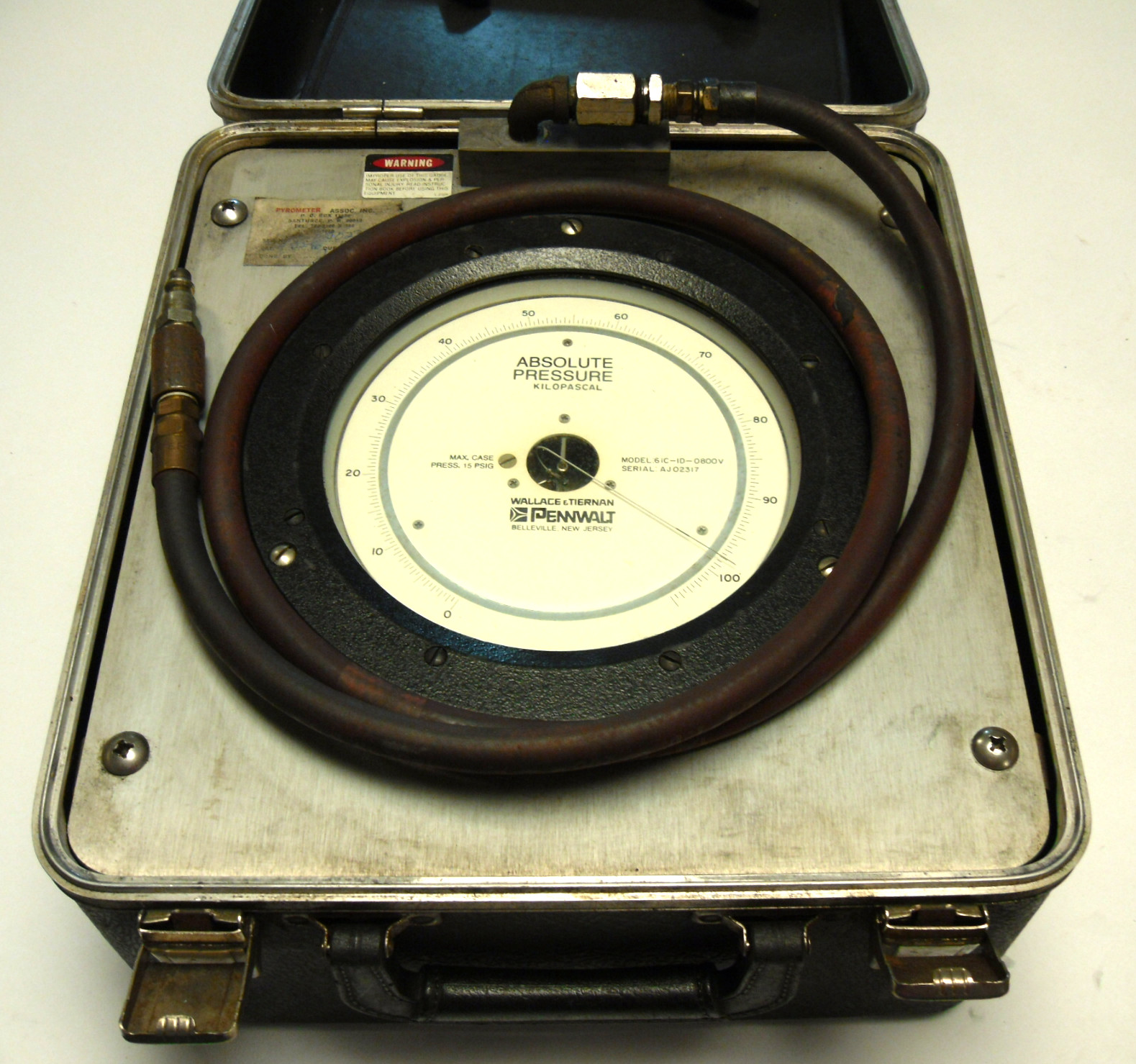 WALLACE & TIERNAN PENNWALT 6IC-ID-0800V ABSOLUTE PRESSURE KILOPASCAL