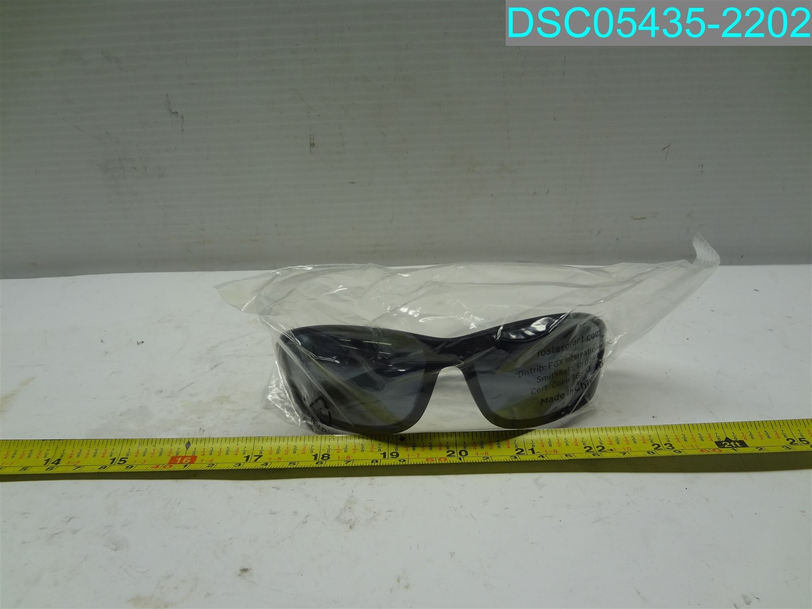 Foster Grant Relentless Adult Unisex Matte Black Plastic Sunglasses 887661156082