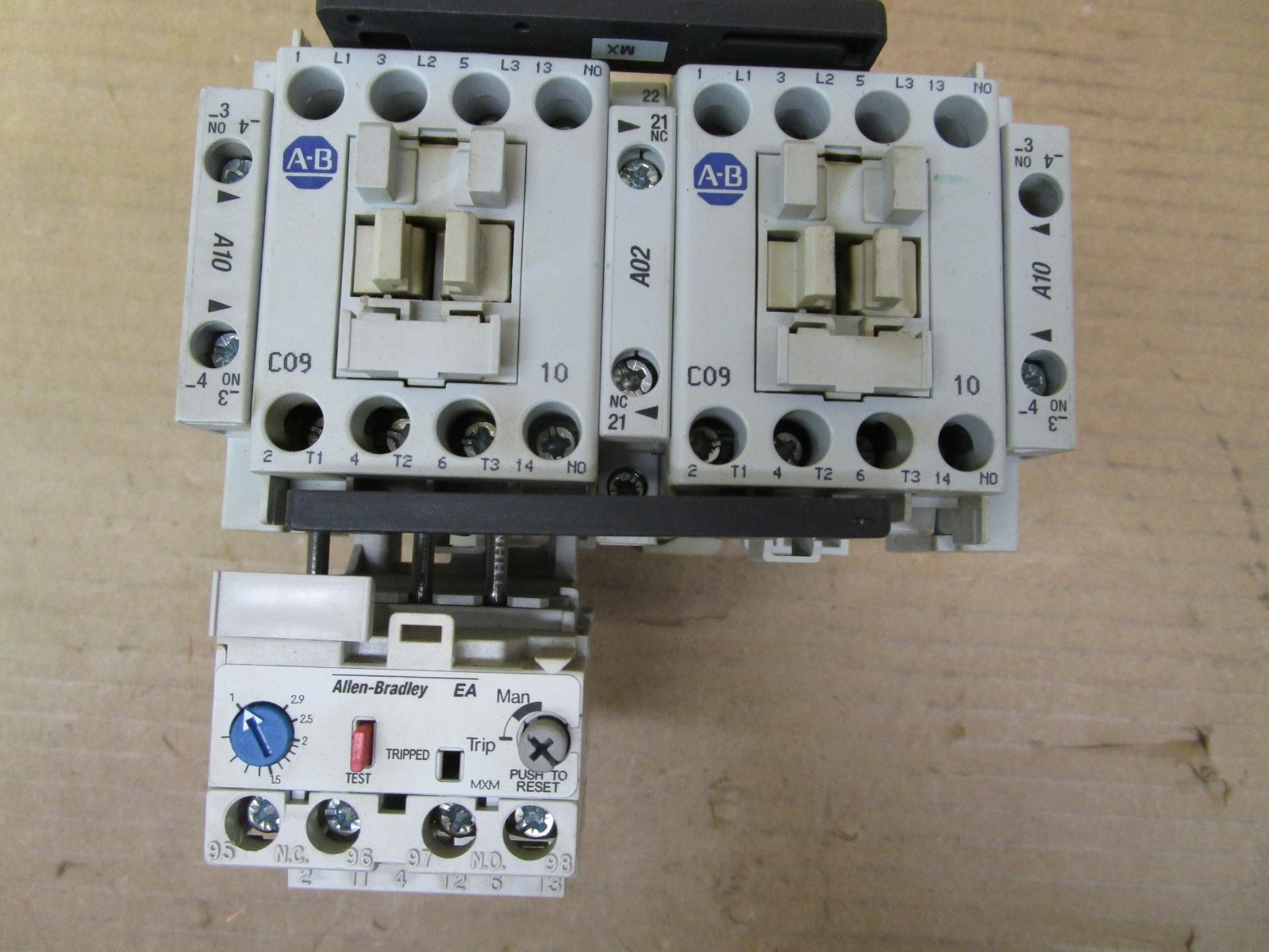 Allen-Bradley 104-C09DJ22 193-EA1DB SER B 1.0-2.9A Trip Class 10 100-S 52087HM