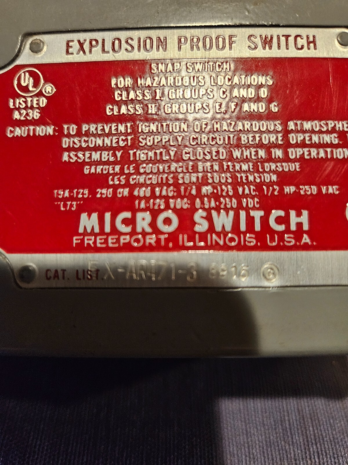 Honeywell EX-AR471-3 MICRO SWITCH Hazardous Location Switches: EX Series