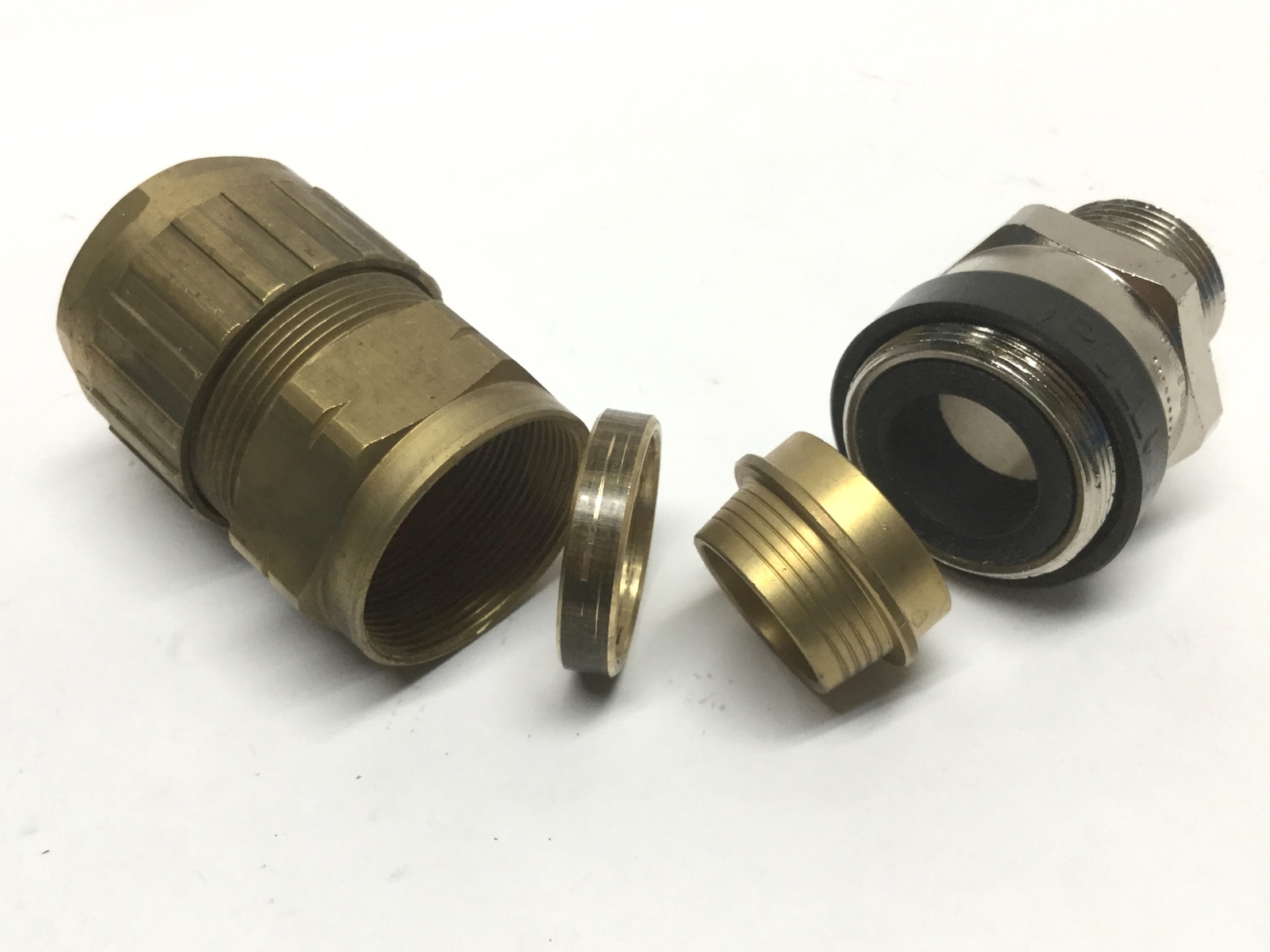 Hawke 153 B X Industrial Brass Cable Gland 3/4″ NPT Thread, 16.9-26mm