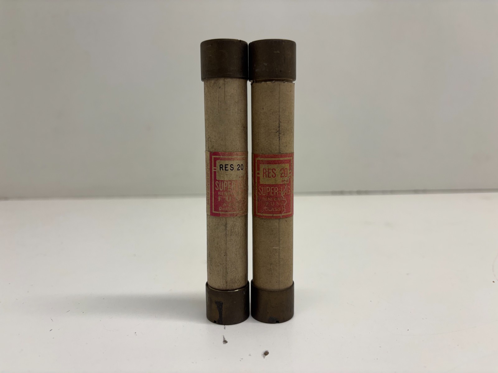 LOT OF 2 NEW OLD STOCK! BUSSMANN 600V 30A SUPER LAG TIME DELAY FUSES RES20
