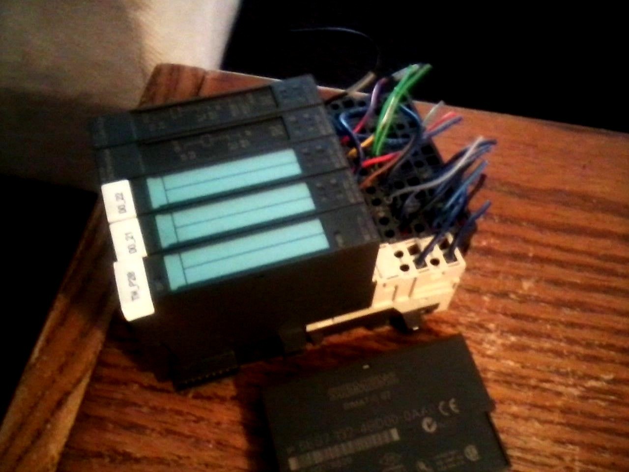 18 pc.. LOT . SIEMENS 6ES7-132-4BD00 6ES7-138 TM-E15C24 6ES7-193 TERMINAL MODULE
