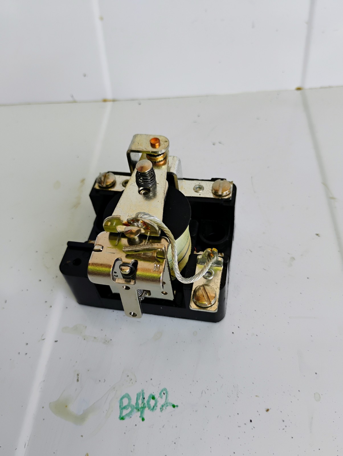 BEKO BCR-4012-120 GENERAL PURPOSE RELAY COIL 120 VAC IHP 120/240VAC 1 PHASE 25A