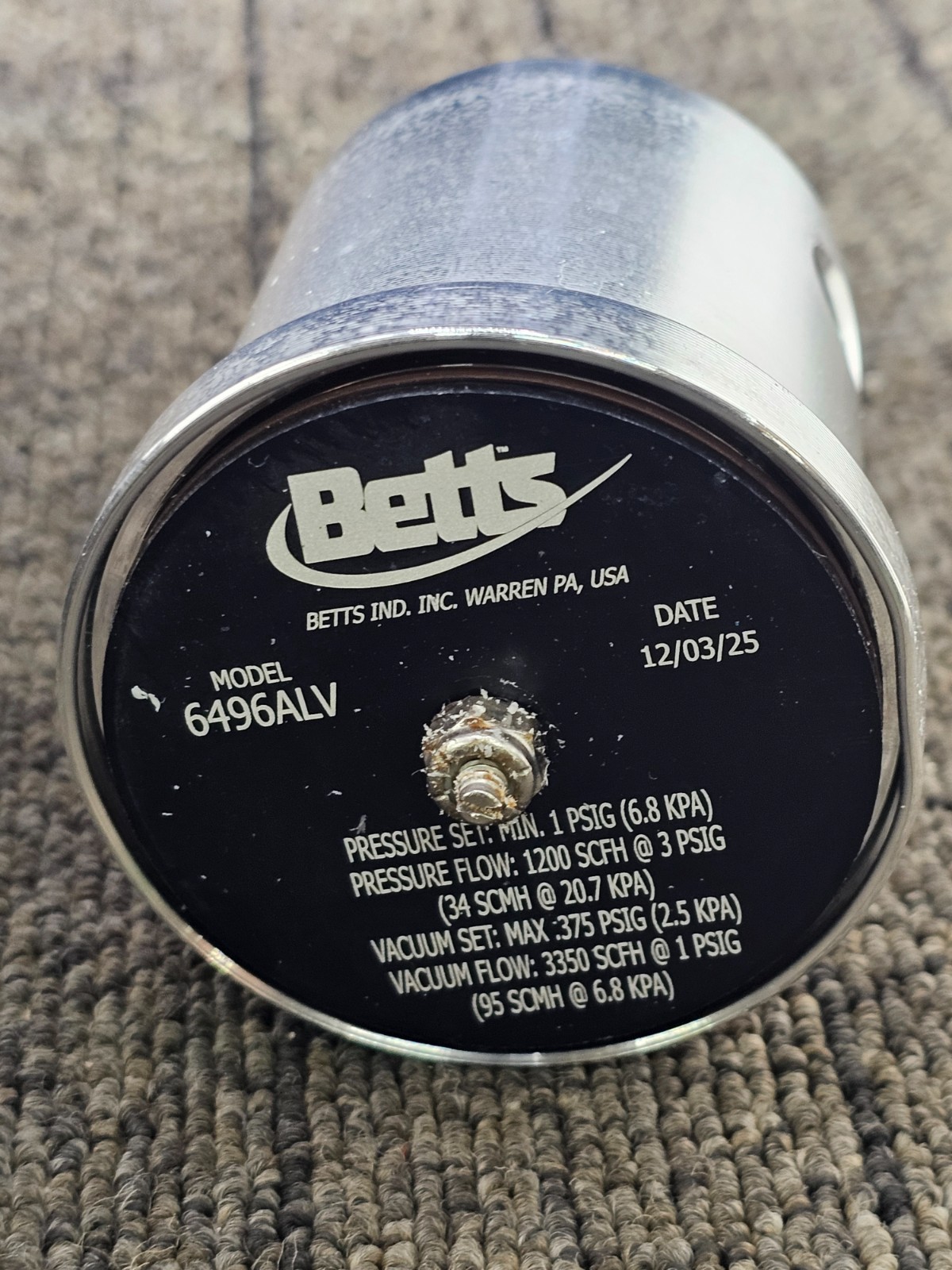 BETTS 6496ALV: Aluminum Normal / Breather Vent For DOT406 Fuel Tank Trailers