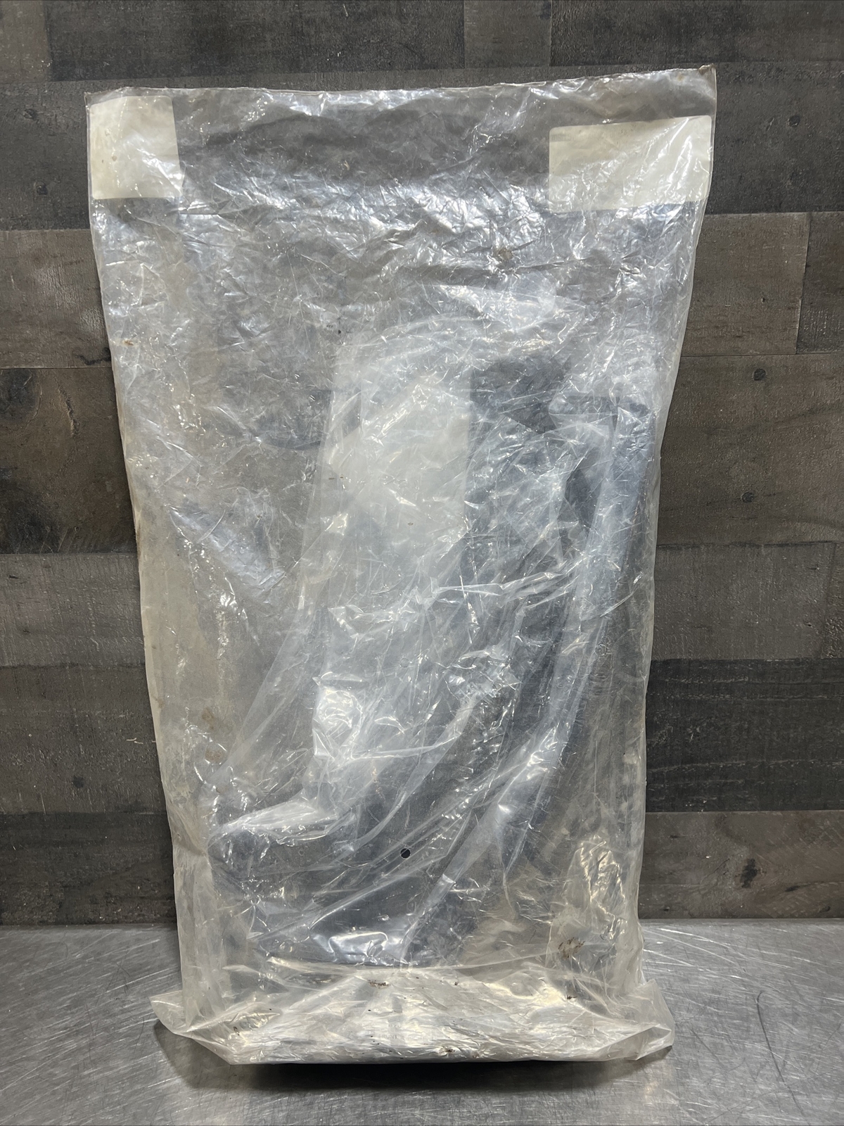 NOS SURPLUS Genuine Mopar 82214137 Mud Guard Set